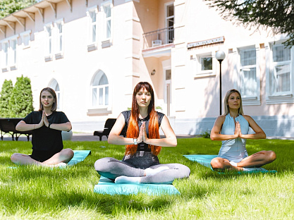 Санаторий «Шахтёр» г. Ессентуки. Занятия йогой